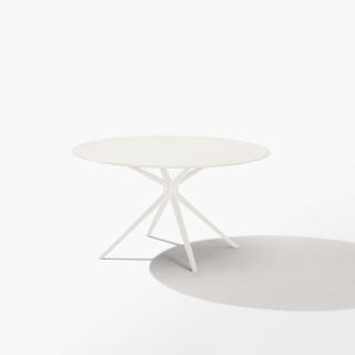 Fast Tisch MOAI, rund 146 cm, Aluminium lackiert in Farbe 17-weiß